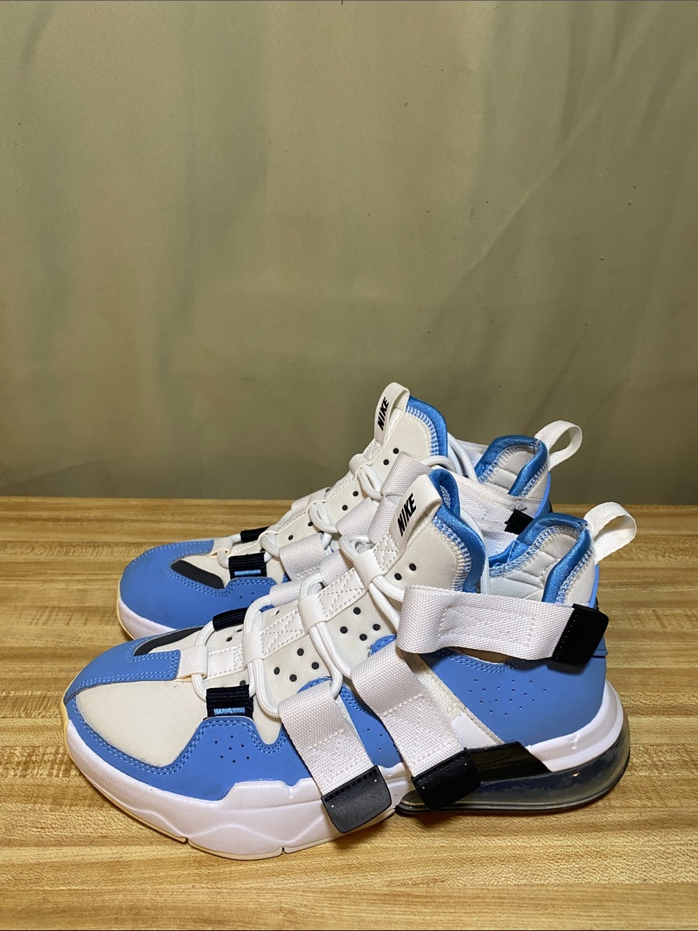 Nike Air Edge 270 University Blue Black White AQ8764-400 Mens 6.5